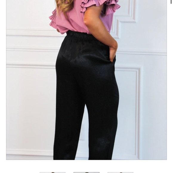 NWT RUFFLE TOP: MAUVE - Picture 2 of 2